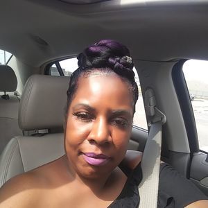 Meet your Posher, Rhonda